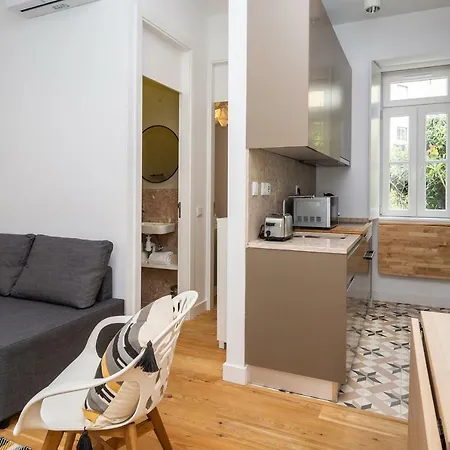 Zen One-bedroom Flat In Gorgeous Lane 아파트 리스본